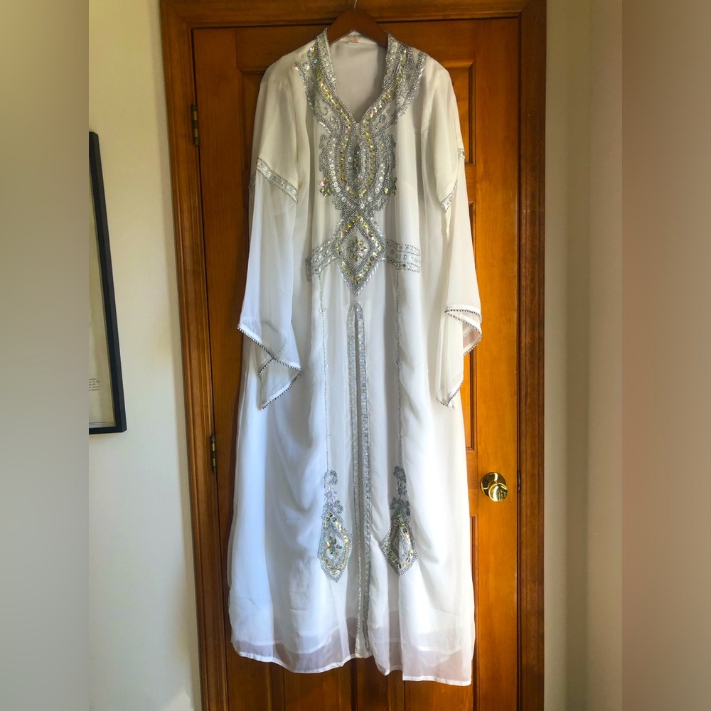 GUC Abaya White XL